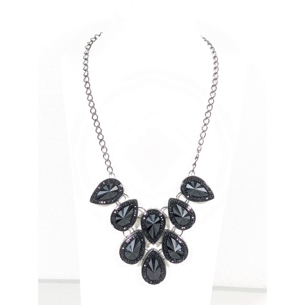 Charming Charlie Gunmetal Gray Black Teardrop Cabochon Statement Necklace 21 in
